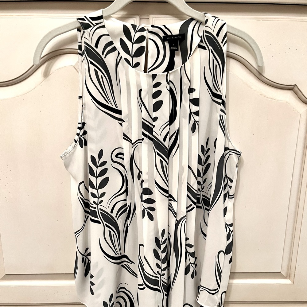 Ann Taylor Sleeveless Blouse